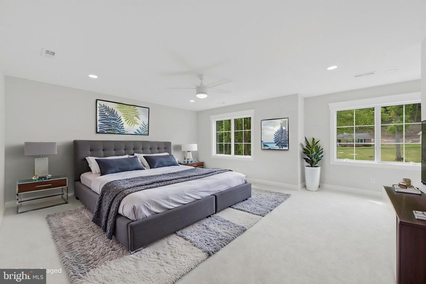 77 Spring Road photo 42