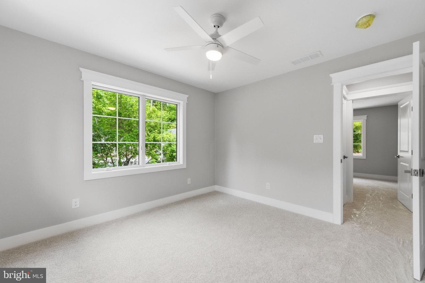 77 Spring Road photo 66