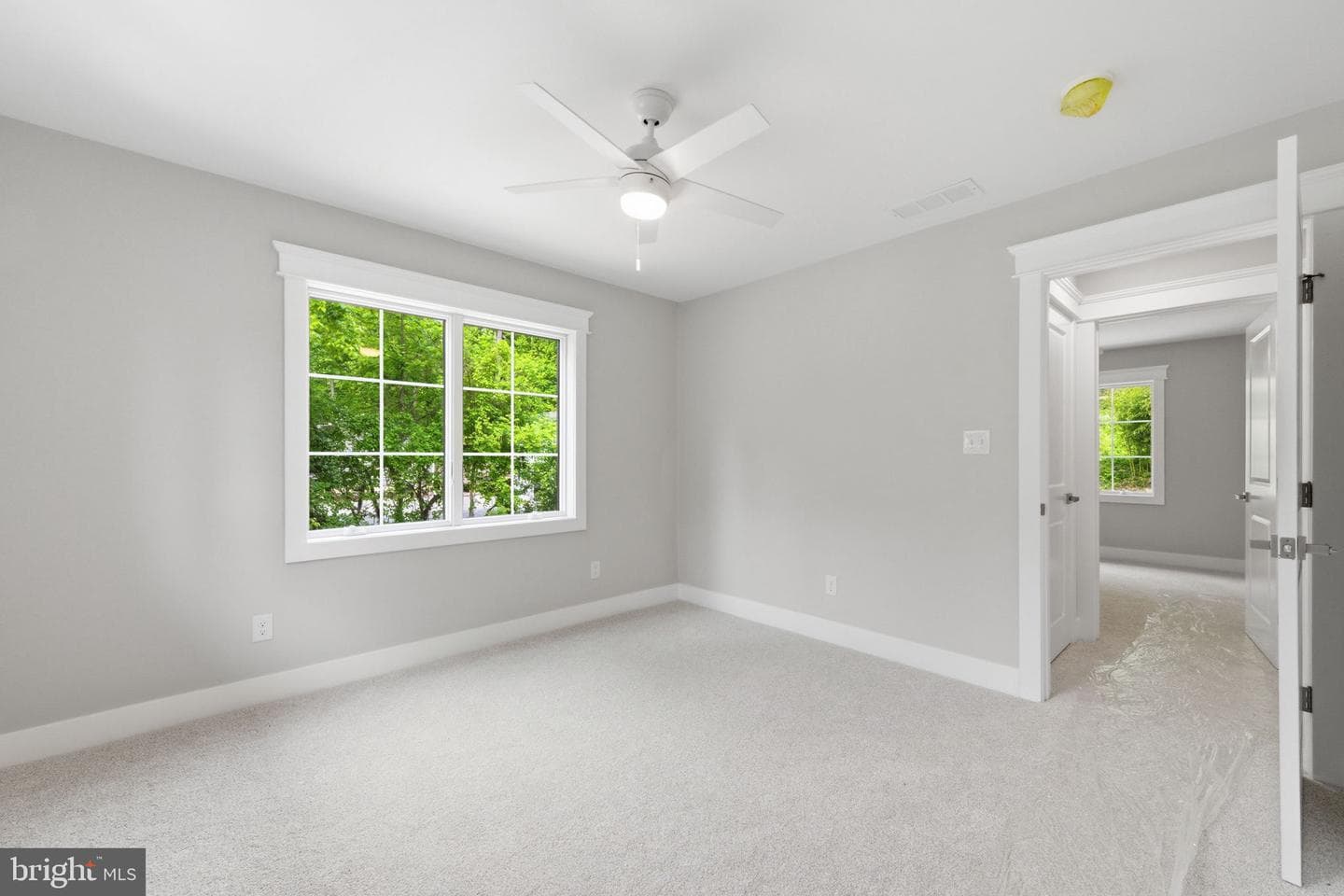77 Spring Road photo 68