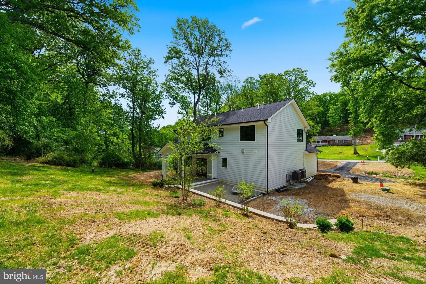 77 Spring Road photo 77