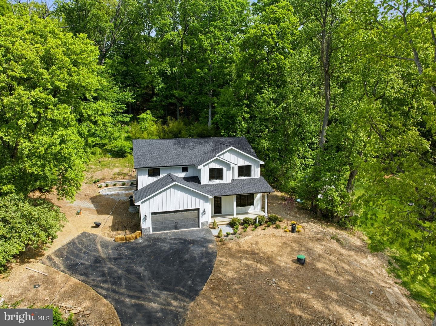 77 Spring Road photo 86