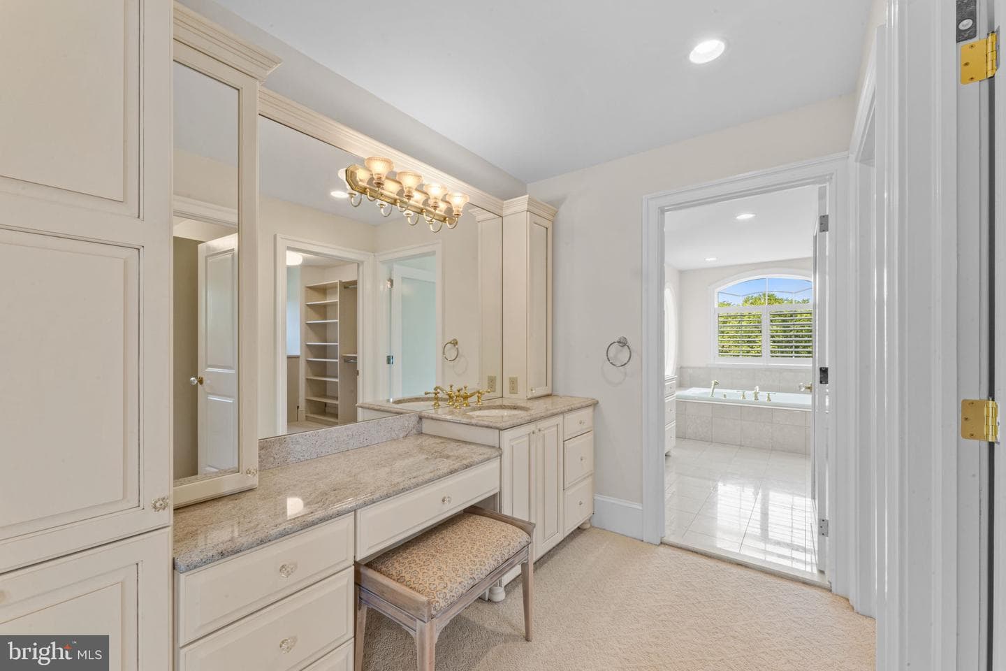 1 Dovecote Lane photo 36