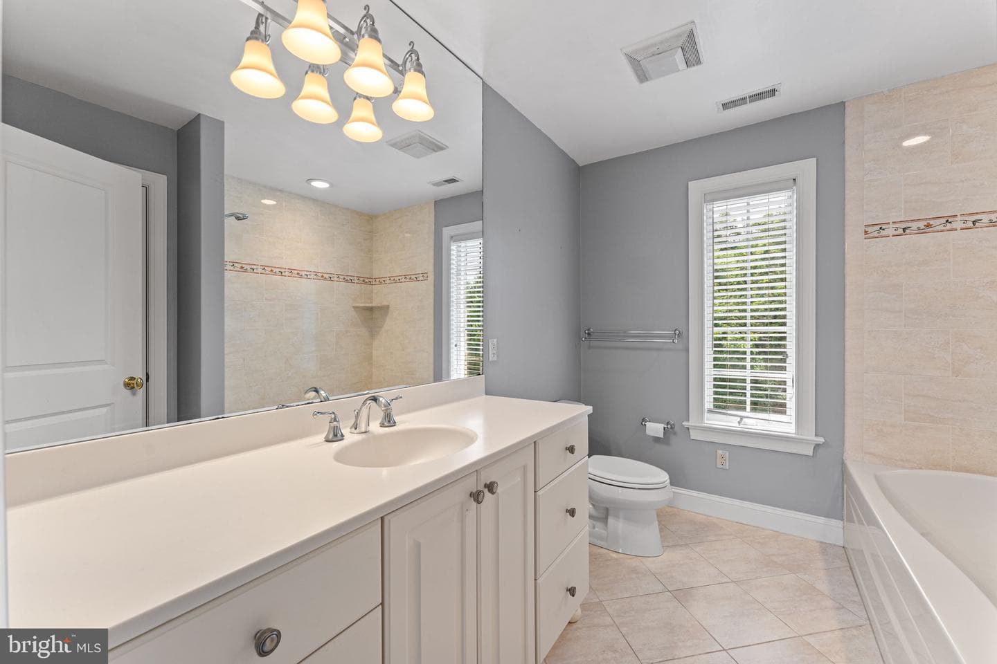 1 Dovecote Lane photo 43