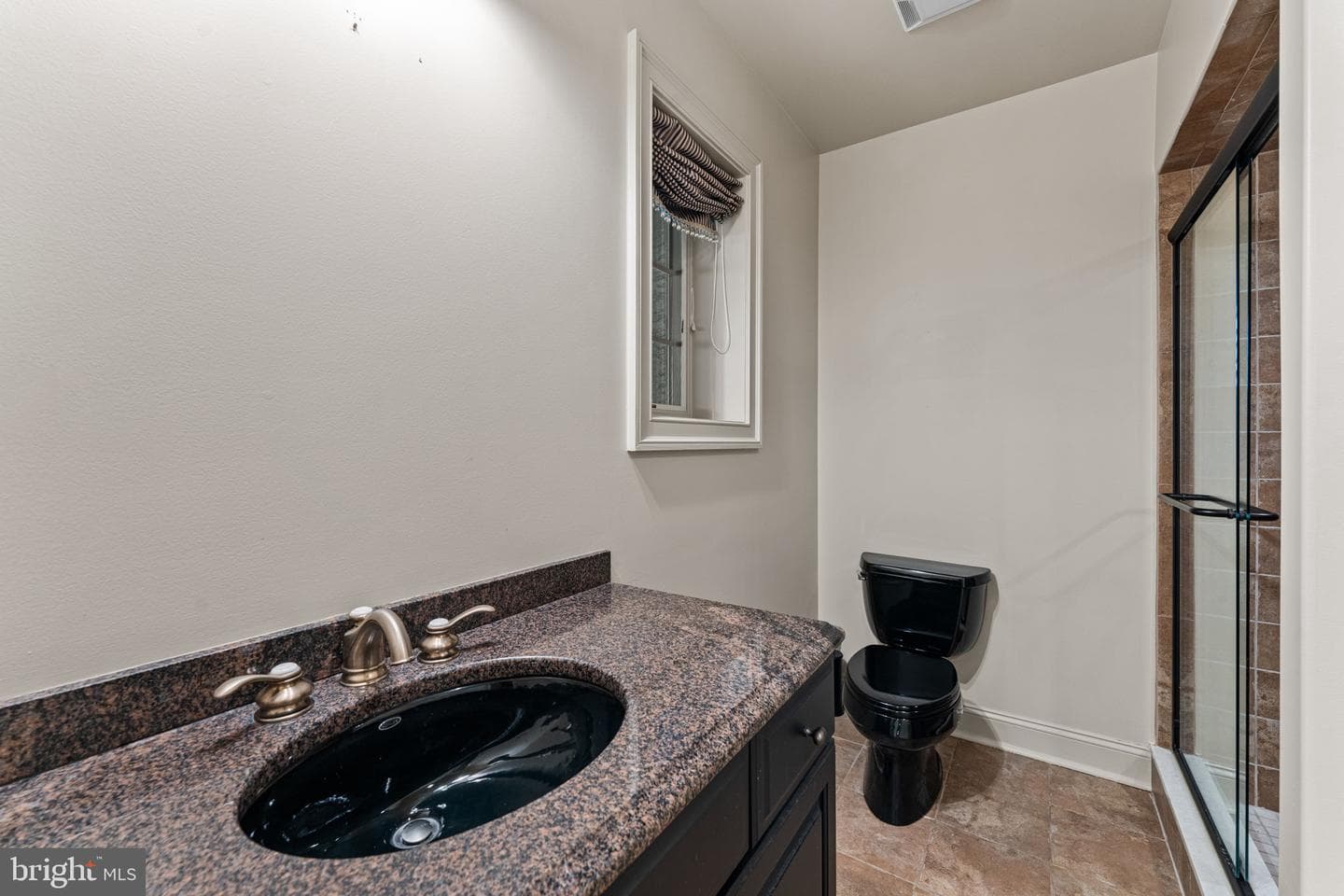 1 Dovecote Lane photo 55