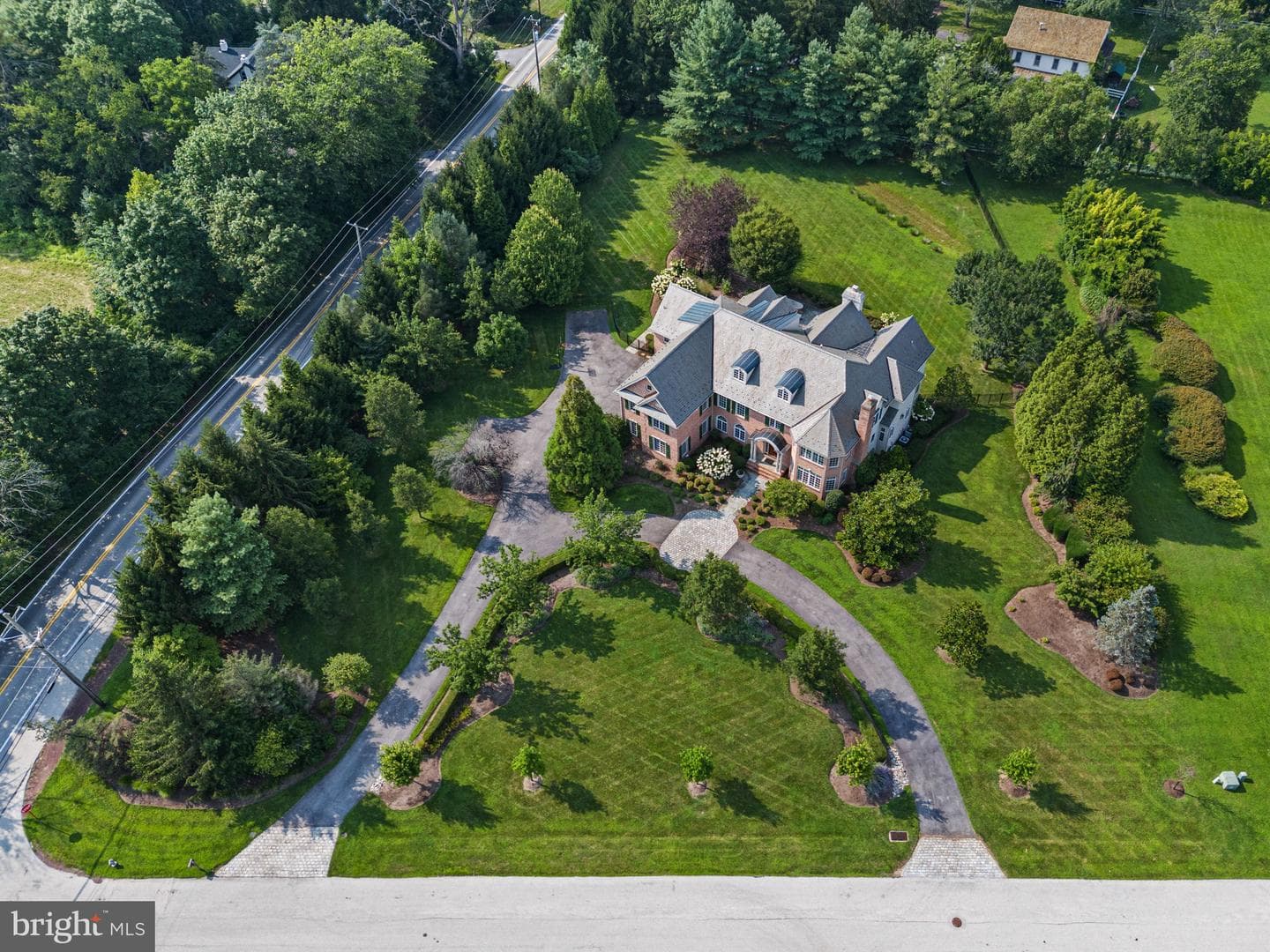 1 Dovecote Lane photo 63