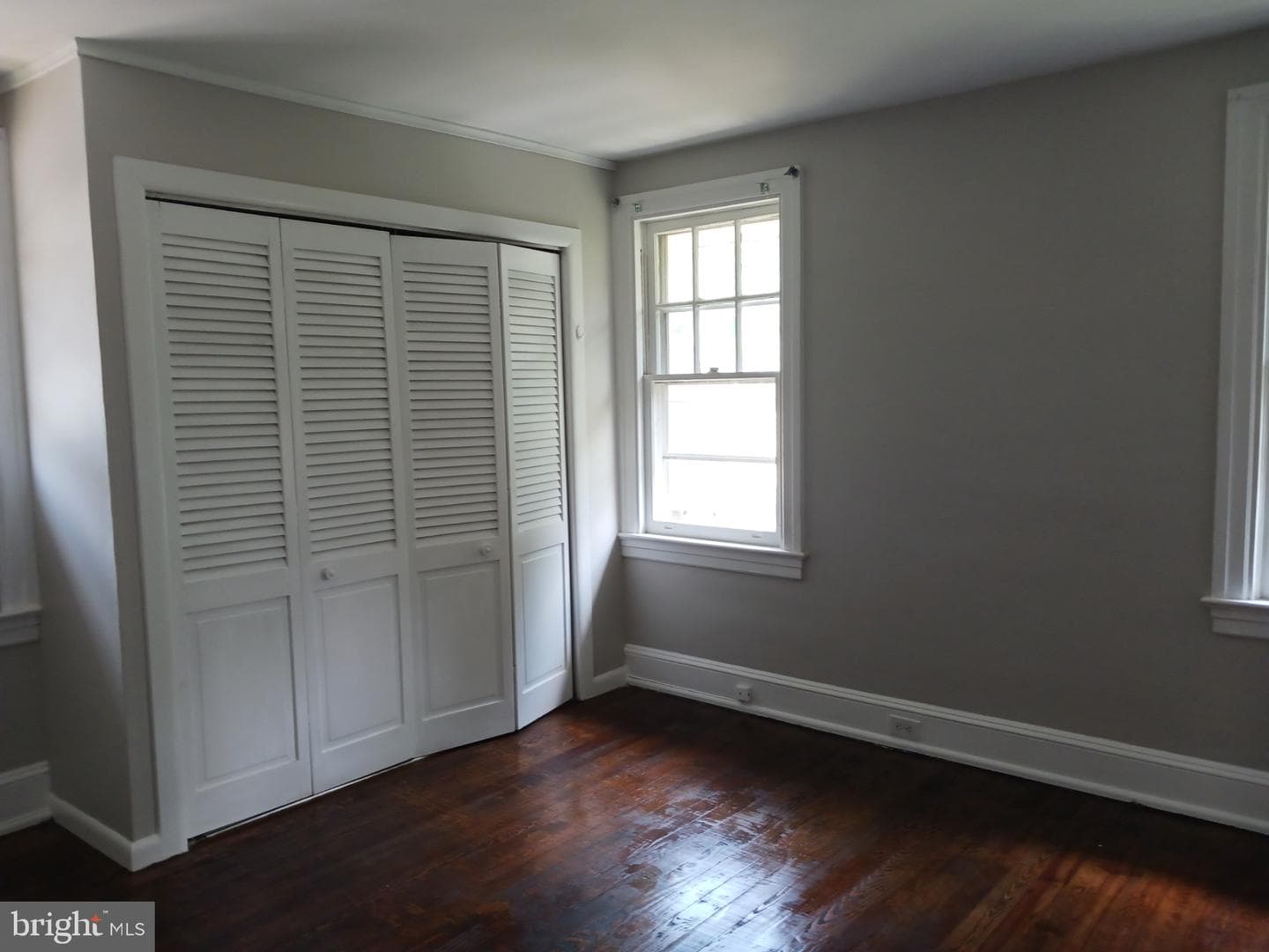 1132 Stirling Street photo 14