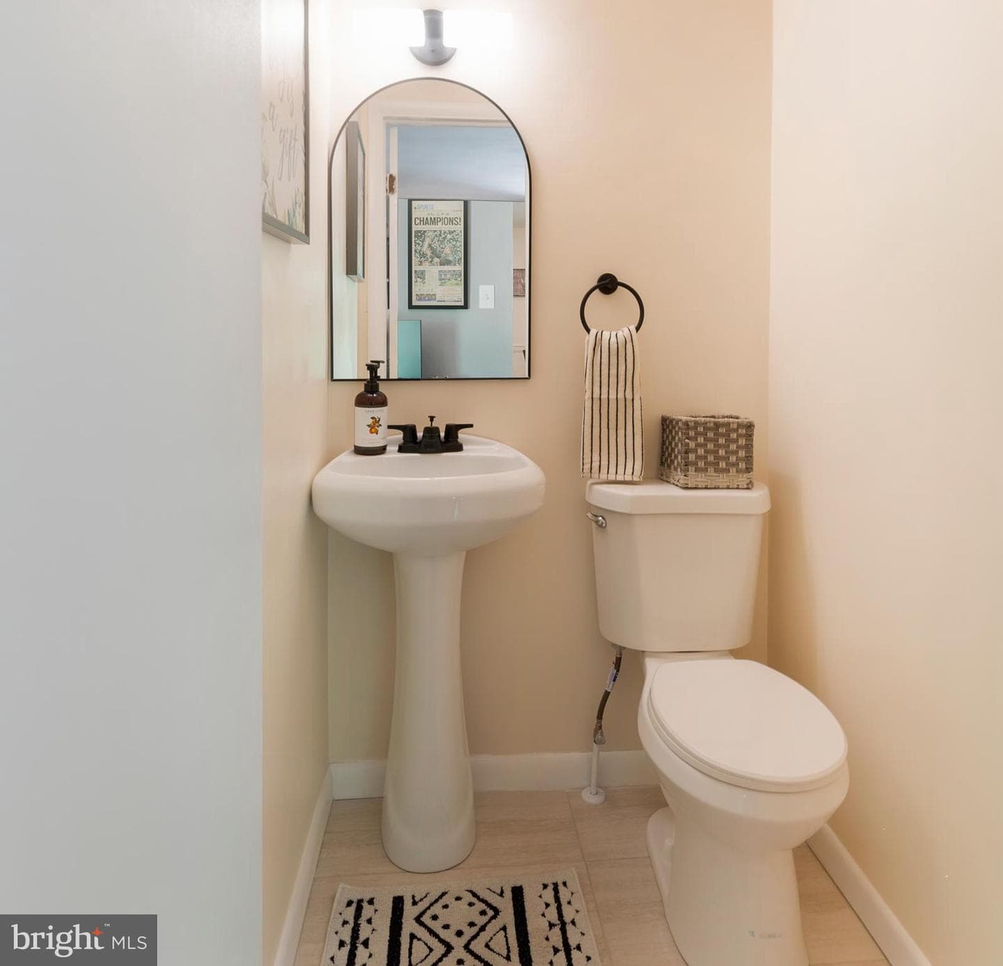 301 Dulles Drive photo 16