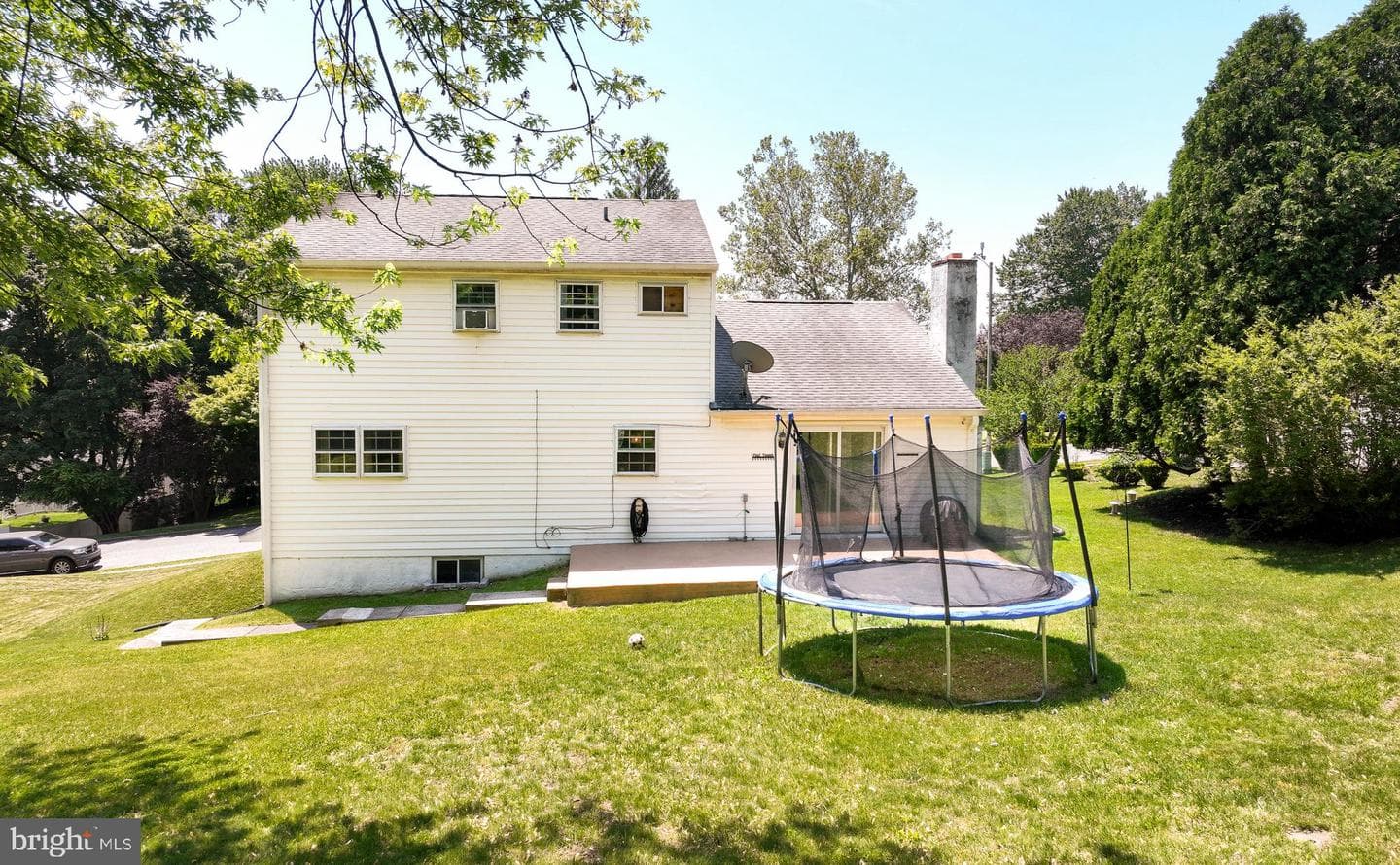 301 Dulles Drive photo 25