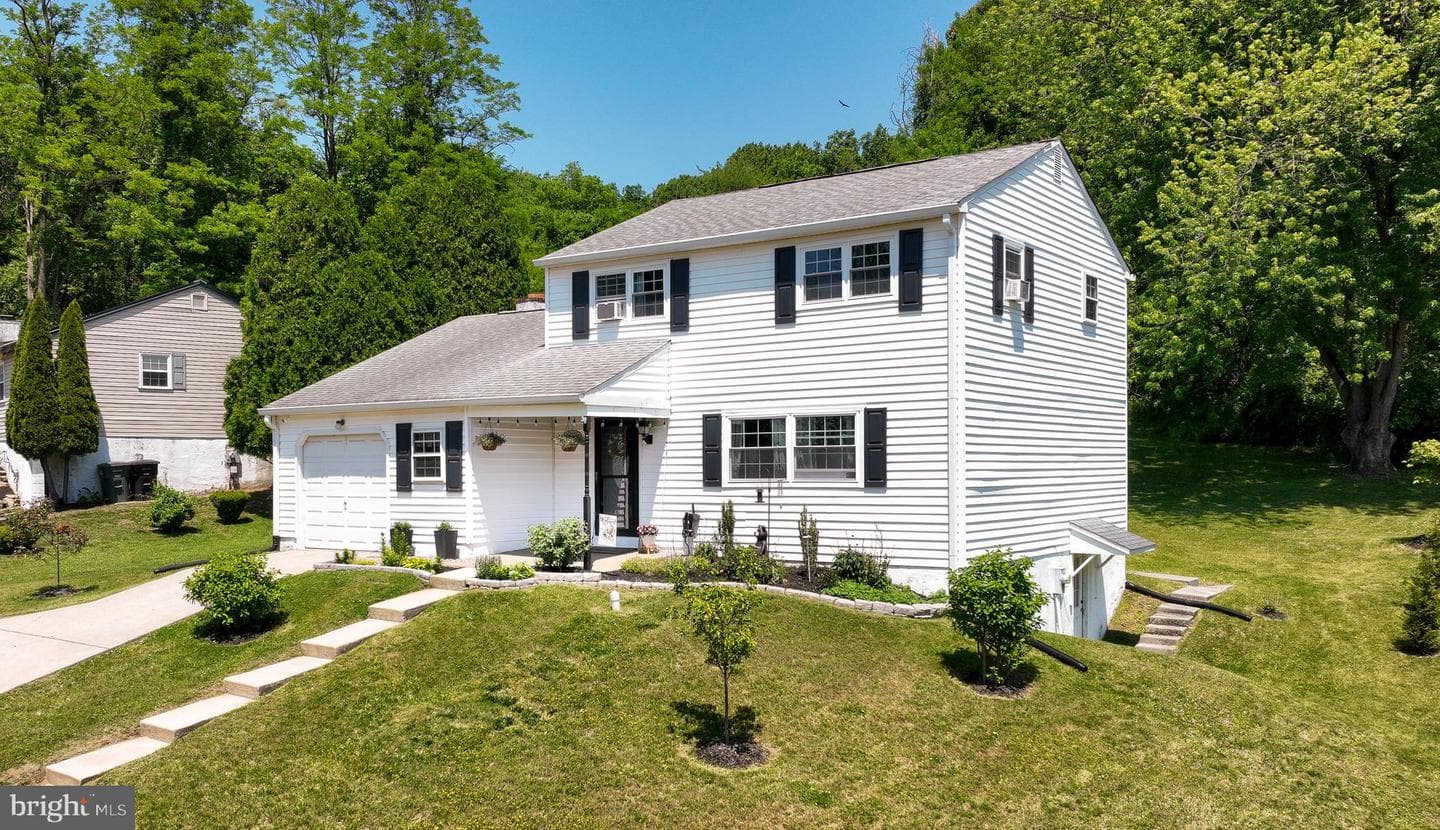 301 Dulles Drive photo 30