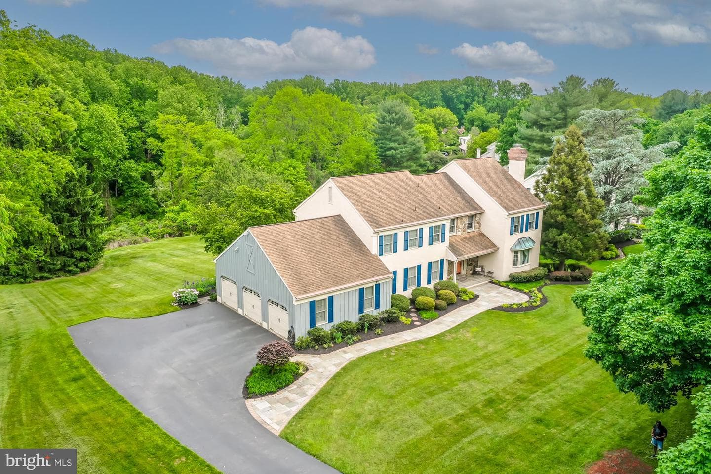 870 Silverwood Dr, West Chester