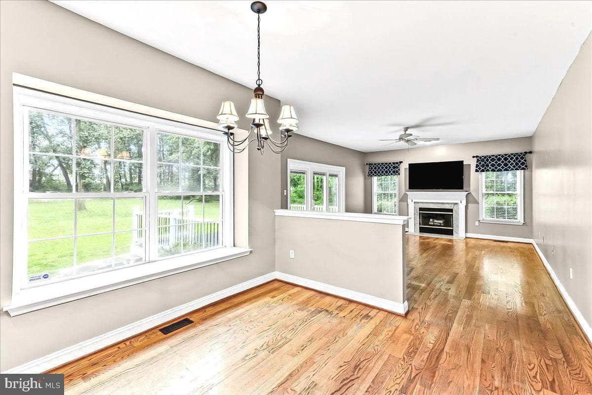 482 W Street Road photo 15
