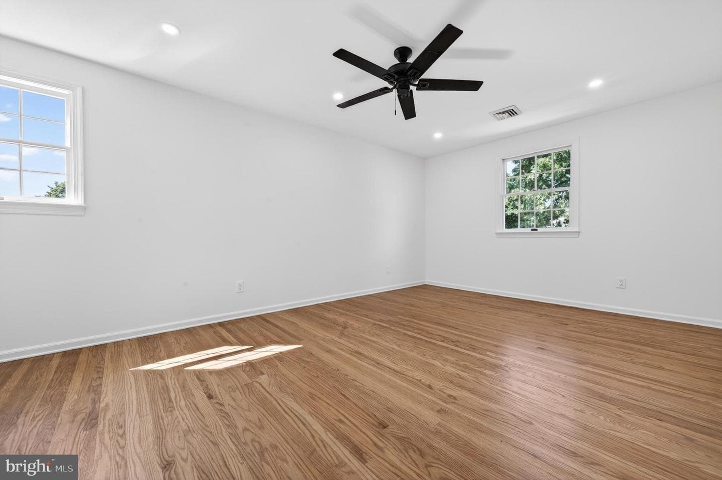 21 Collegeview Drive photo 18