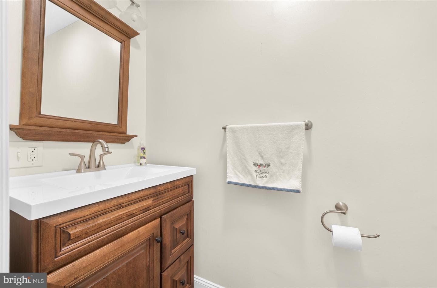 19 Bayberry Lane photo 13