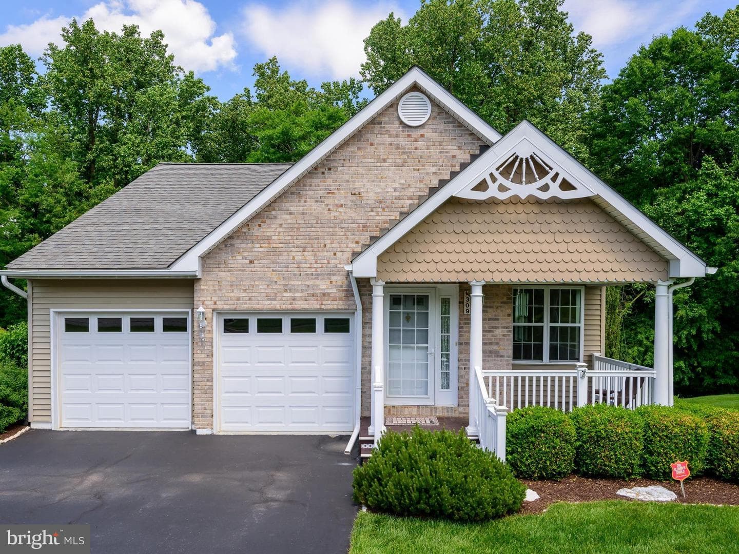 309 Deer Track Court