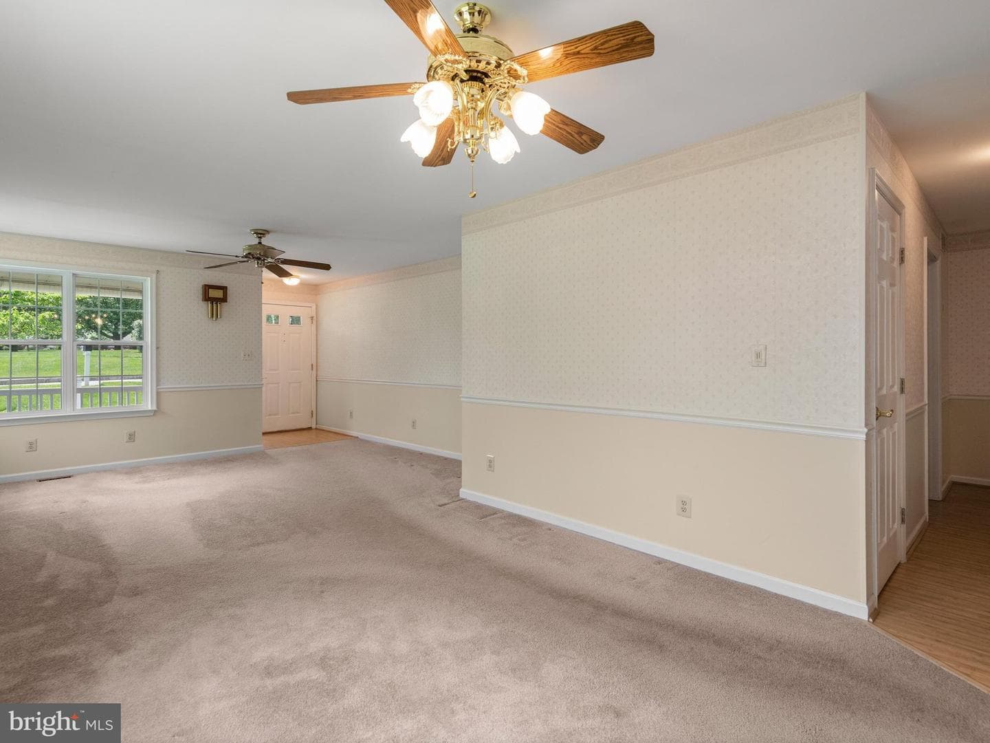 309 Deer Track Court photo 15