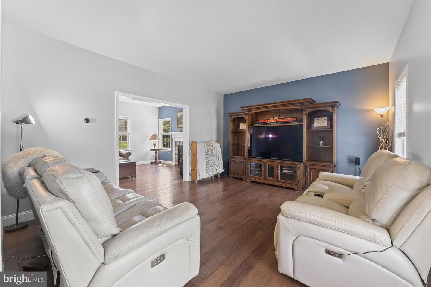 494 E King Road photo 11