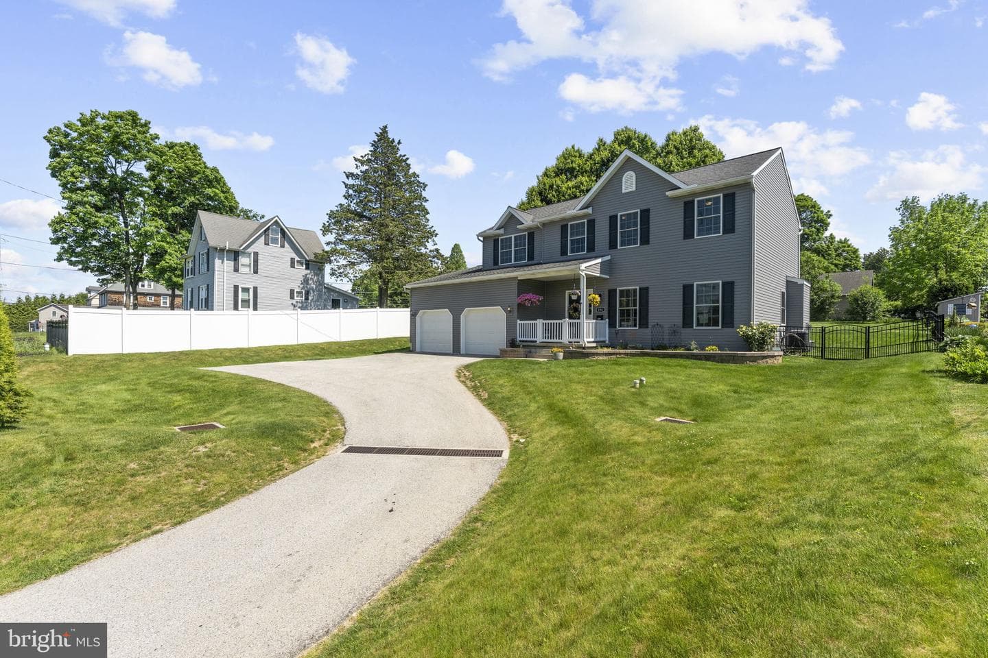 494 E King Road photo 6