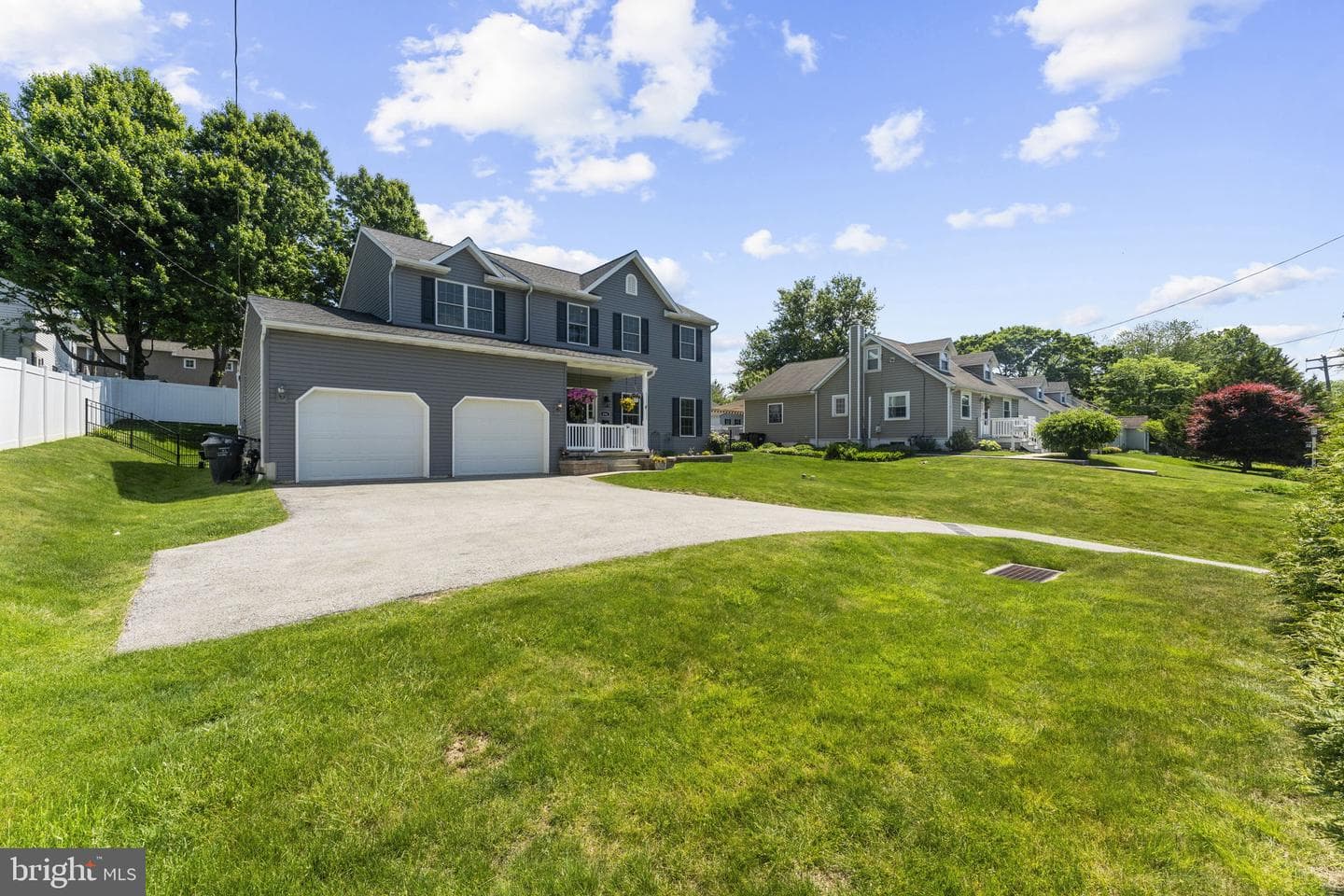 494 E King Road photo 7