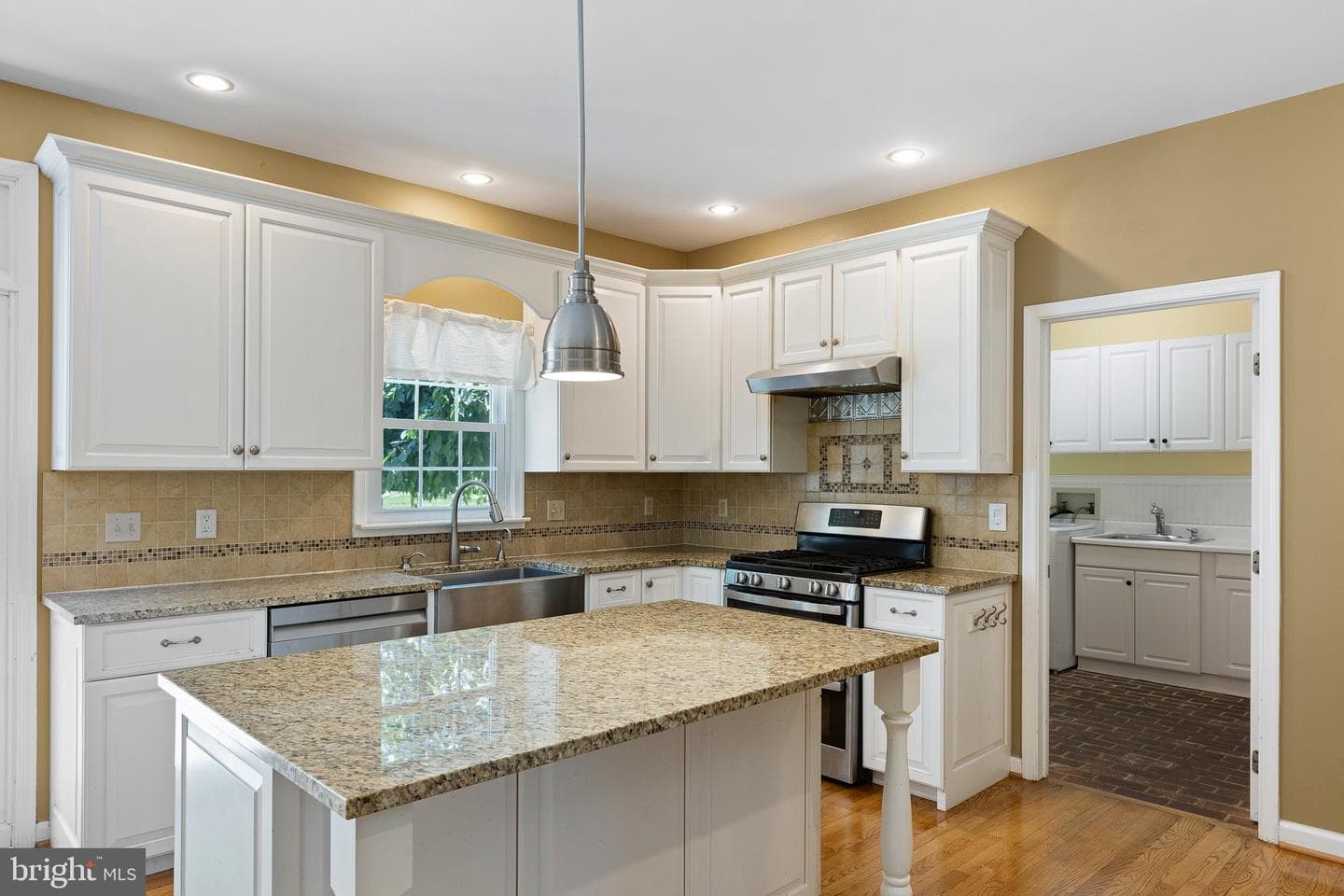 434 Buttonwood Road photo 10