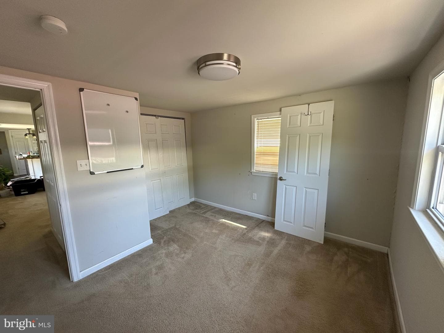 269 Kelton Road photo 8