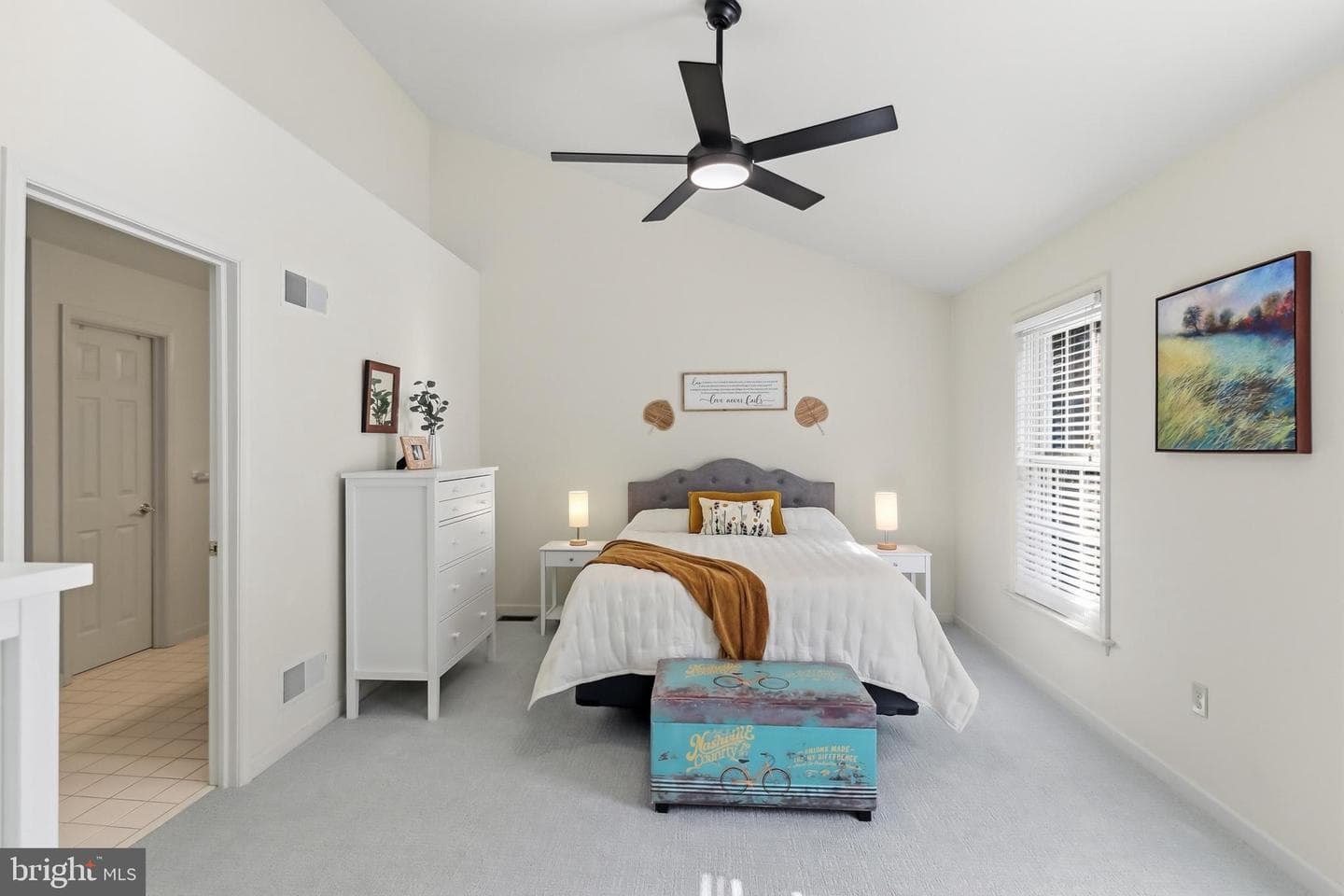 8 Parkside Drive photo 10