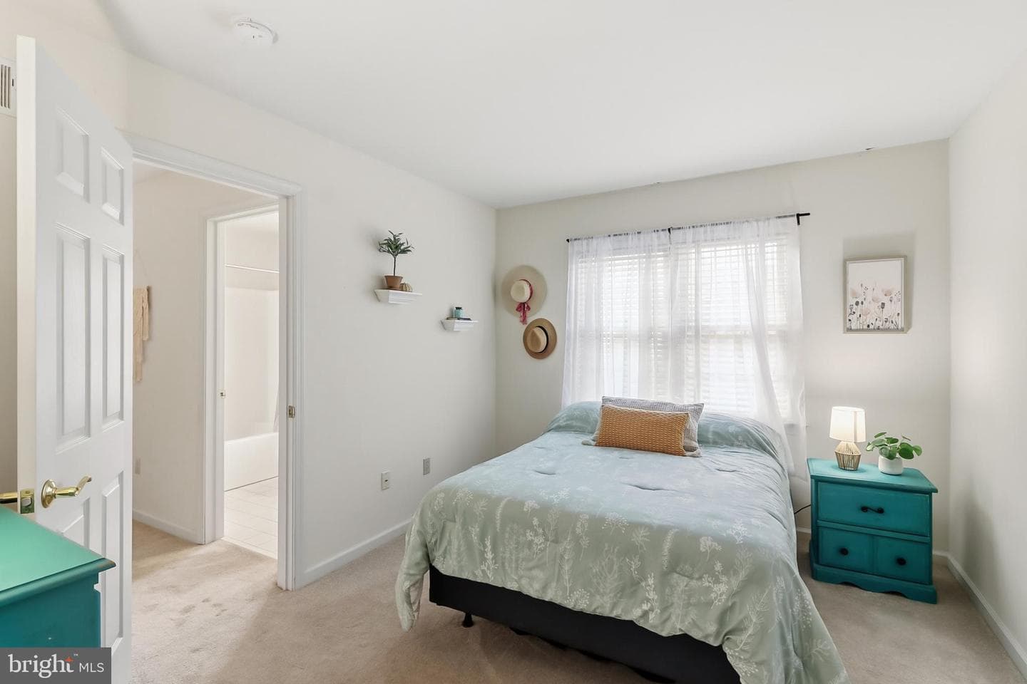 8 Parkside Drive photo 20