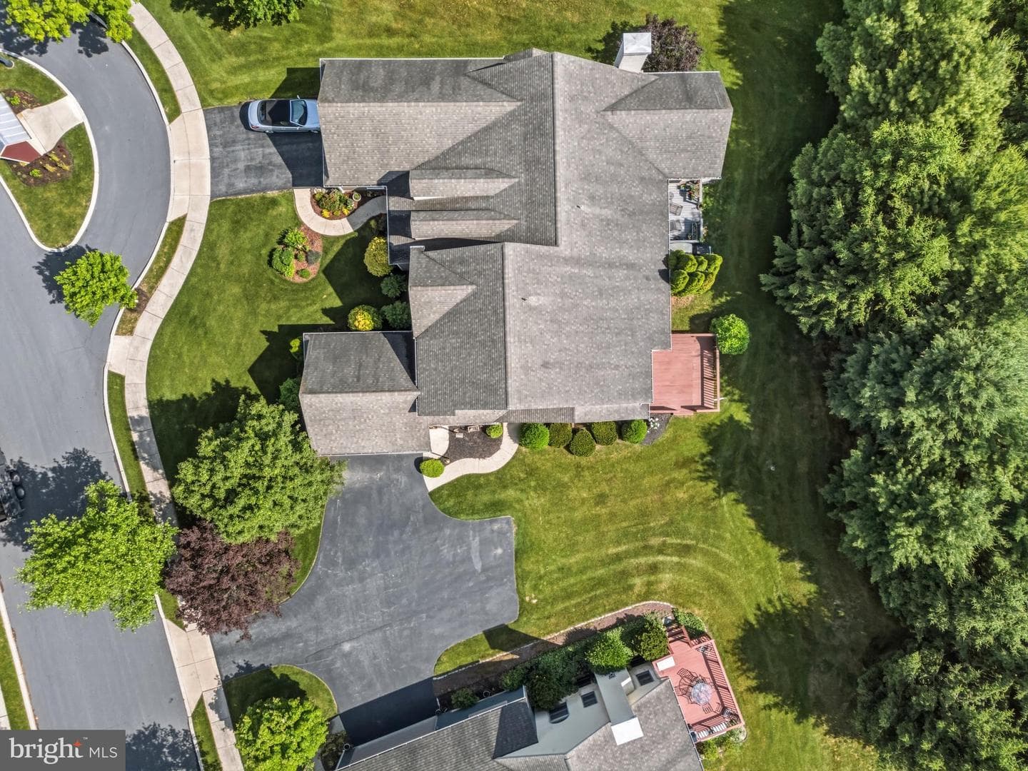 8 Parkside Drive photo 31