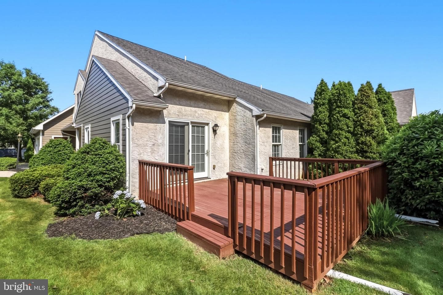 8 Parkside Drive photo 34