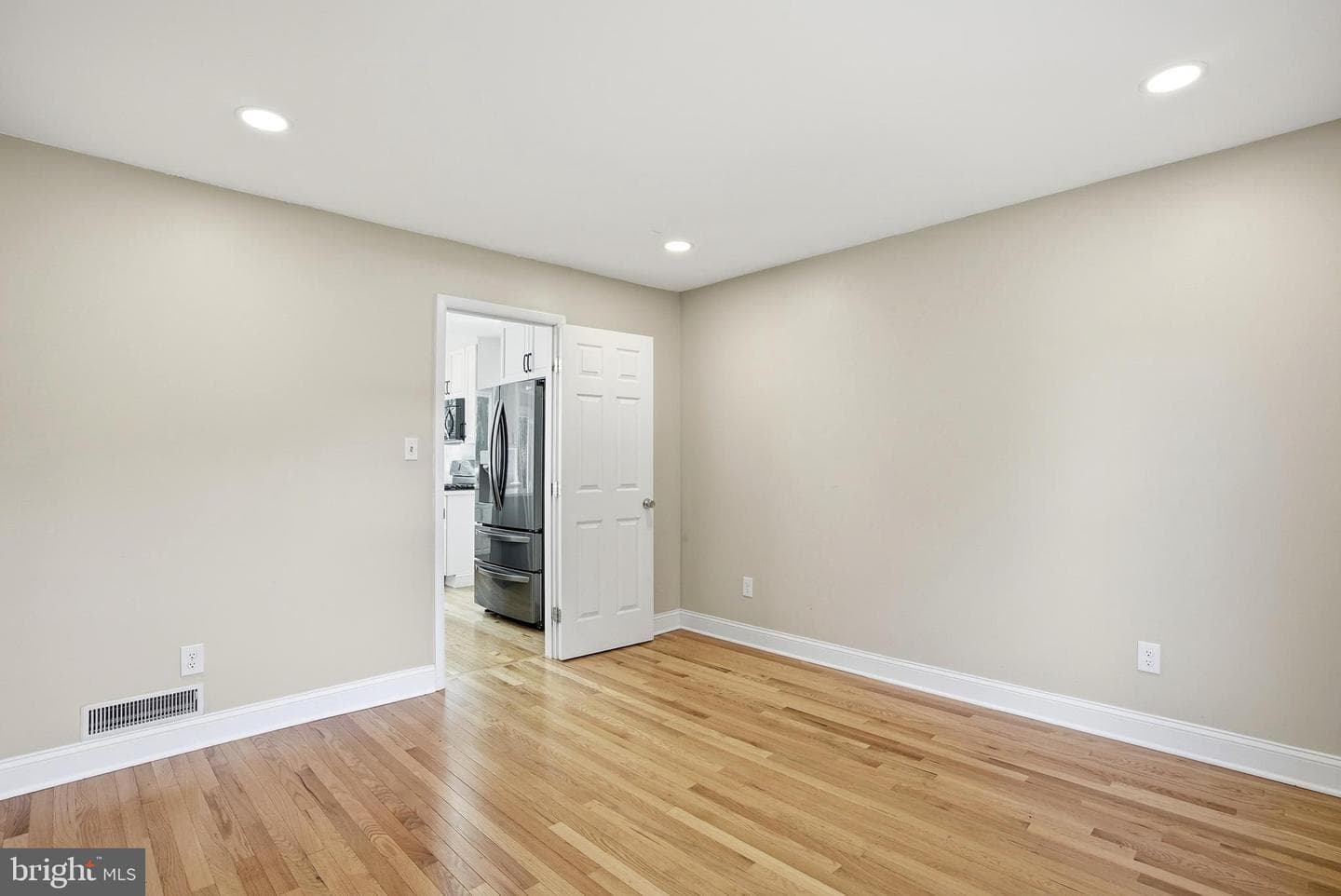 609 E Pleasant Grove Road photo 12