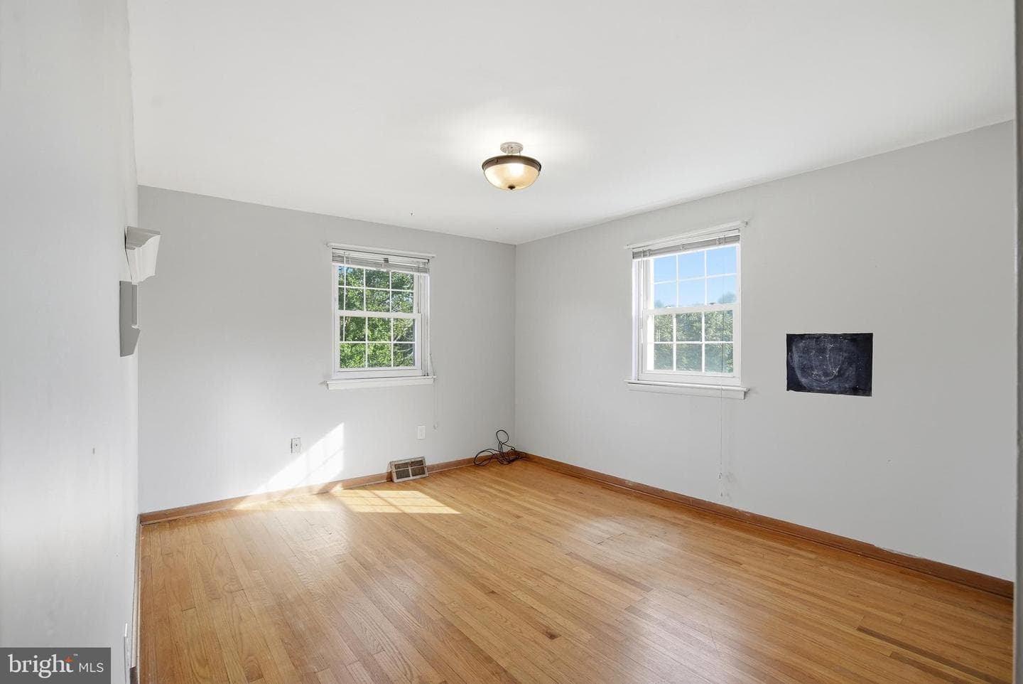 609 E Pleasant Grove Road photo 24