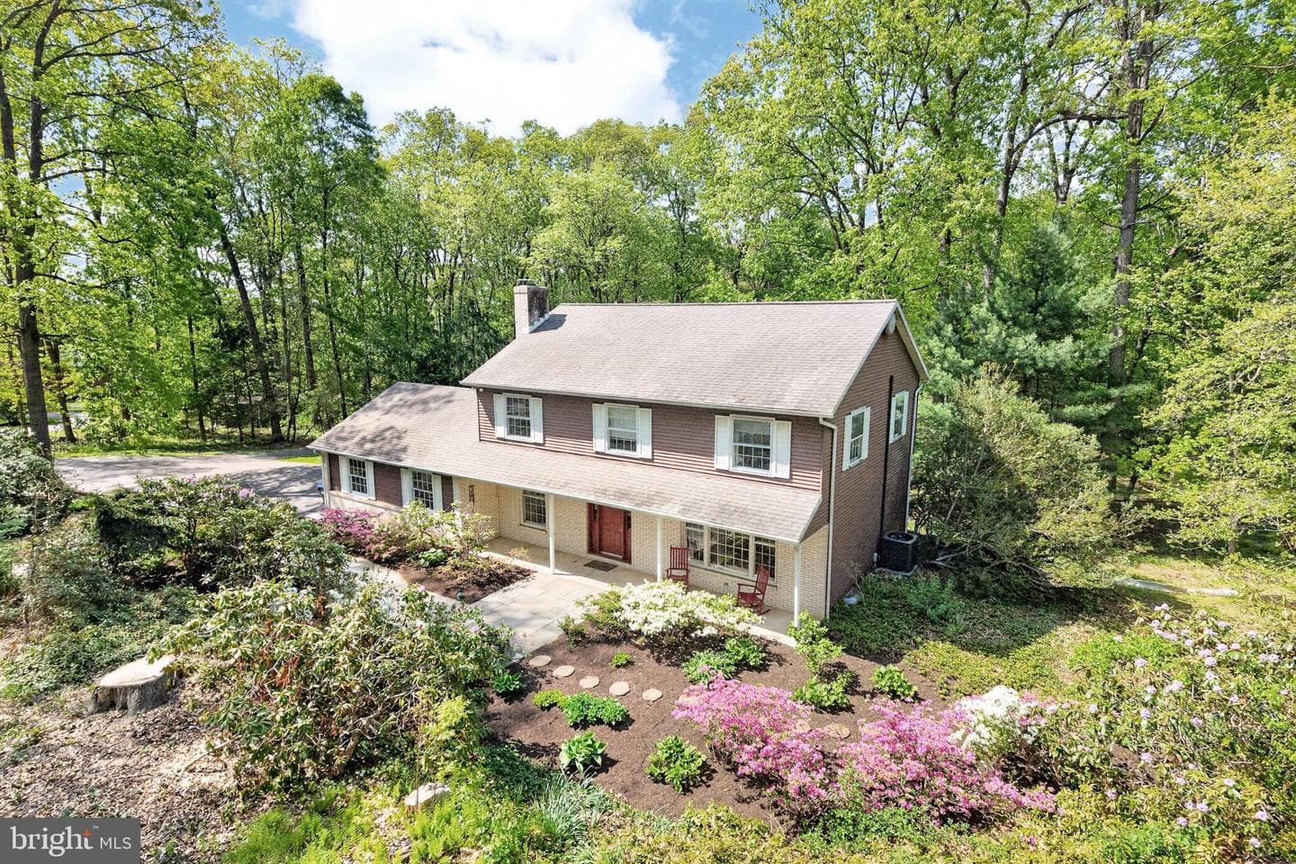 1131 W Kings Highway photo 44