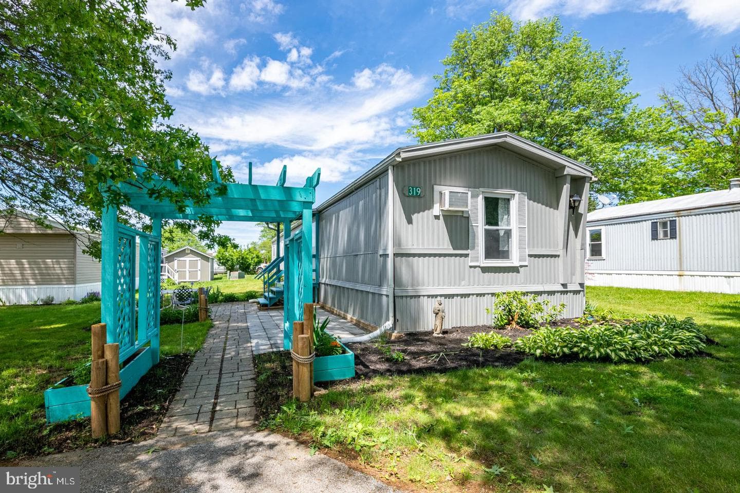 319 Grubb Drive photo 3