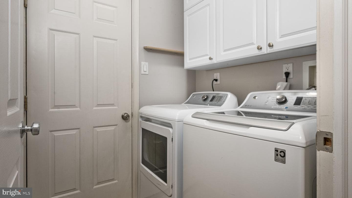 1011 Chiswell Drive photo 25