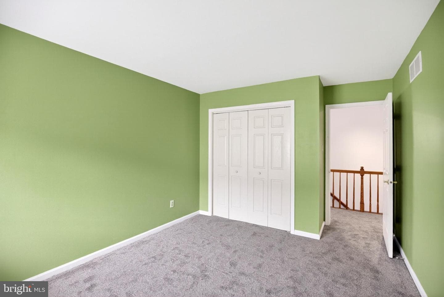 615 Yardley Ln photo 28