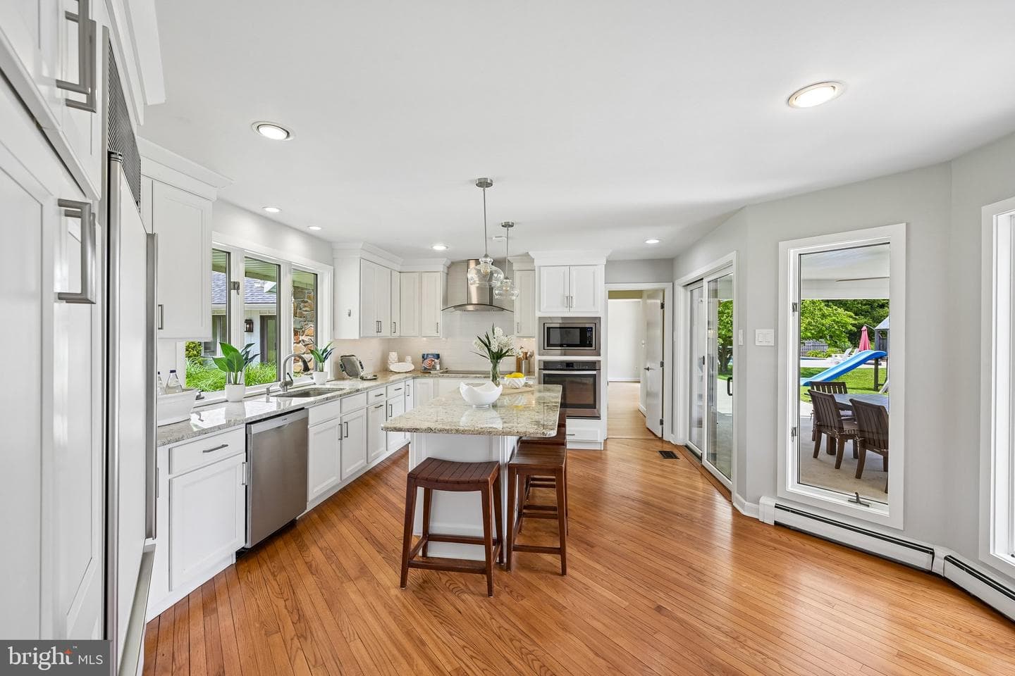 989 Delchester Road photo 20