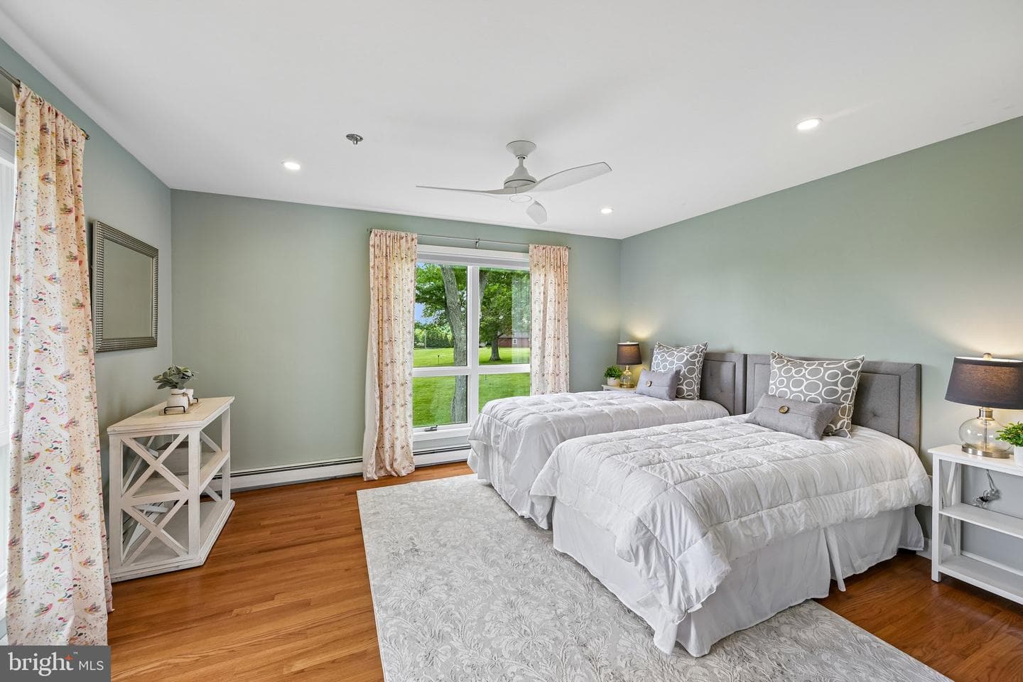 989 Delchester Road photo 34