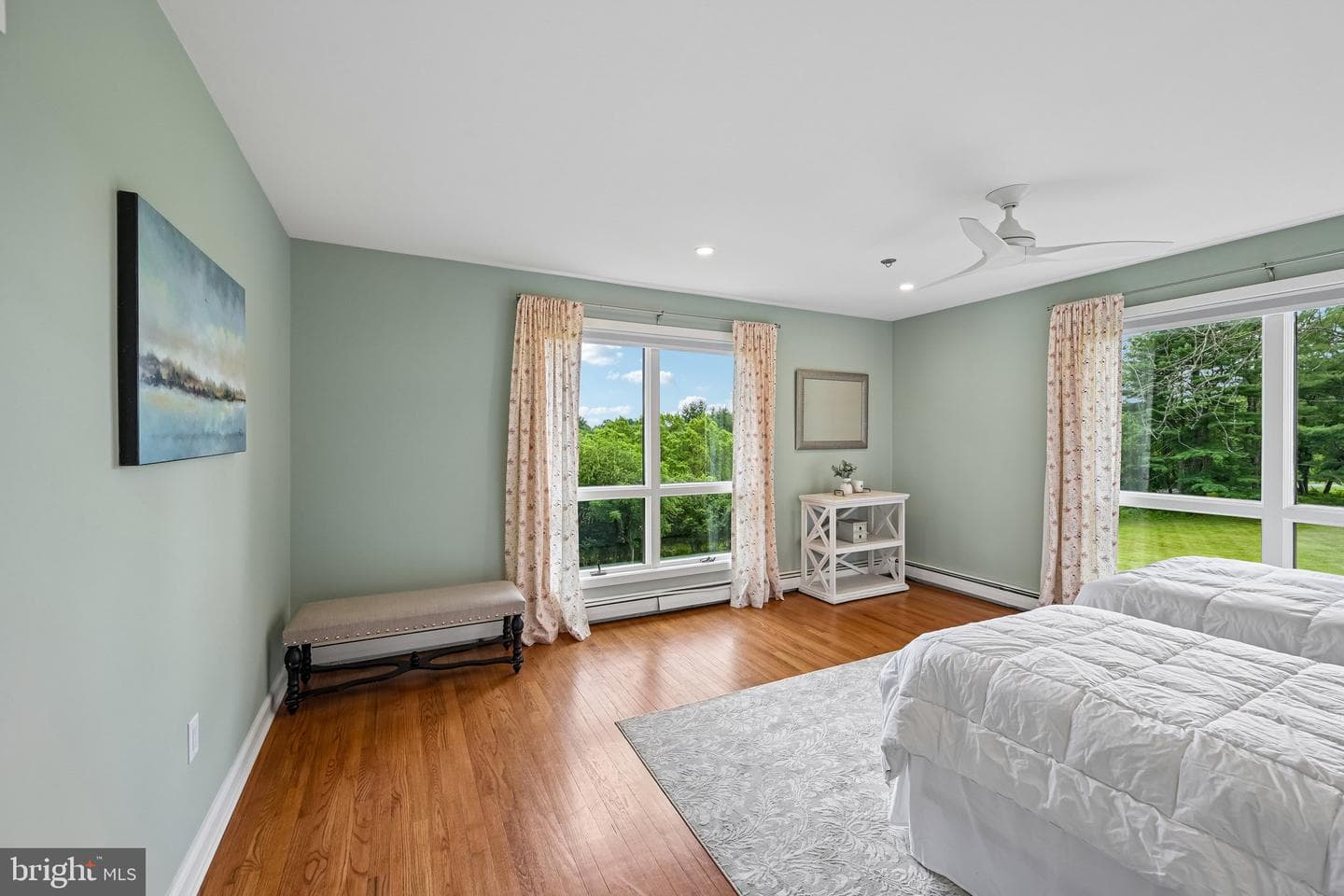 989 Delchester Road photo 35