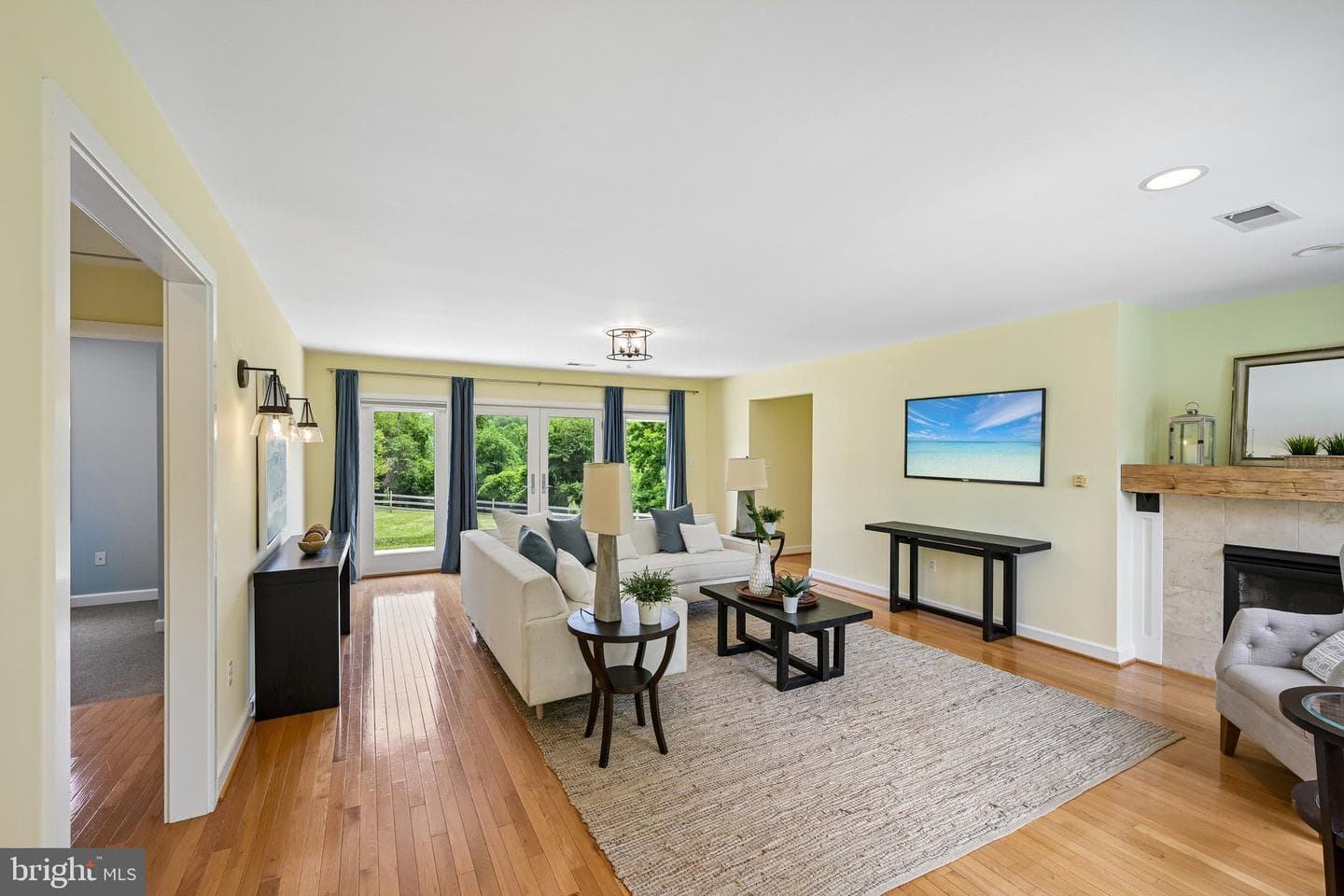 989 Delchester Road photo 39