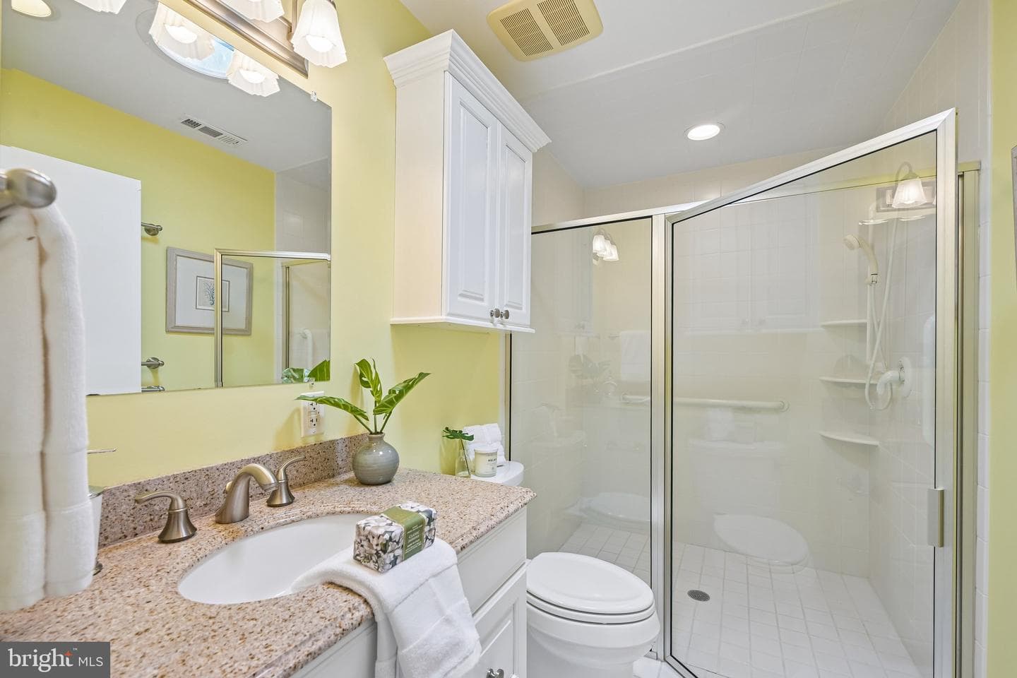 989 Delchester Road photo 43