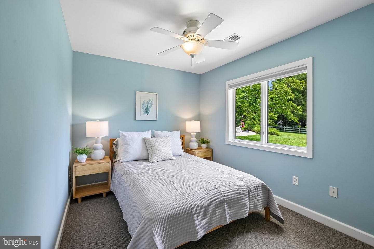 989 Delchester Road photo 44