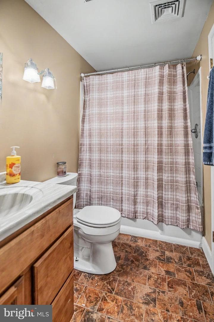 206 Reitnour Road photo 38