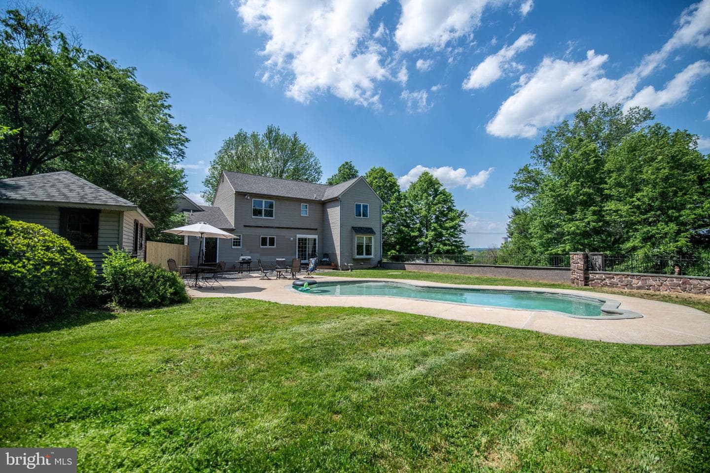 206 Reitnour Road photo 43
