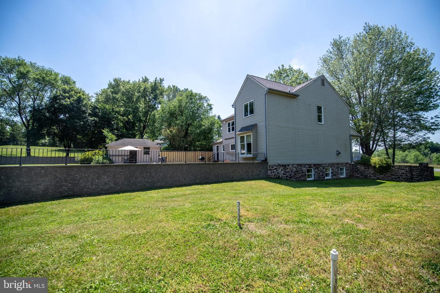 206 Reitnour Road photo 49
