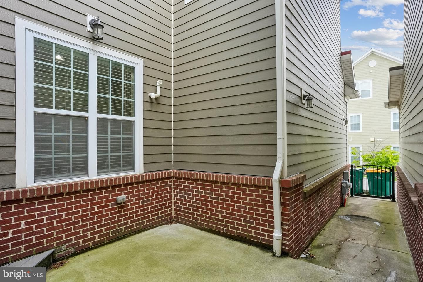 166 Shilling Avenue photo 25