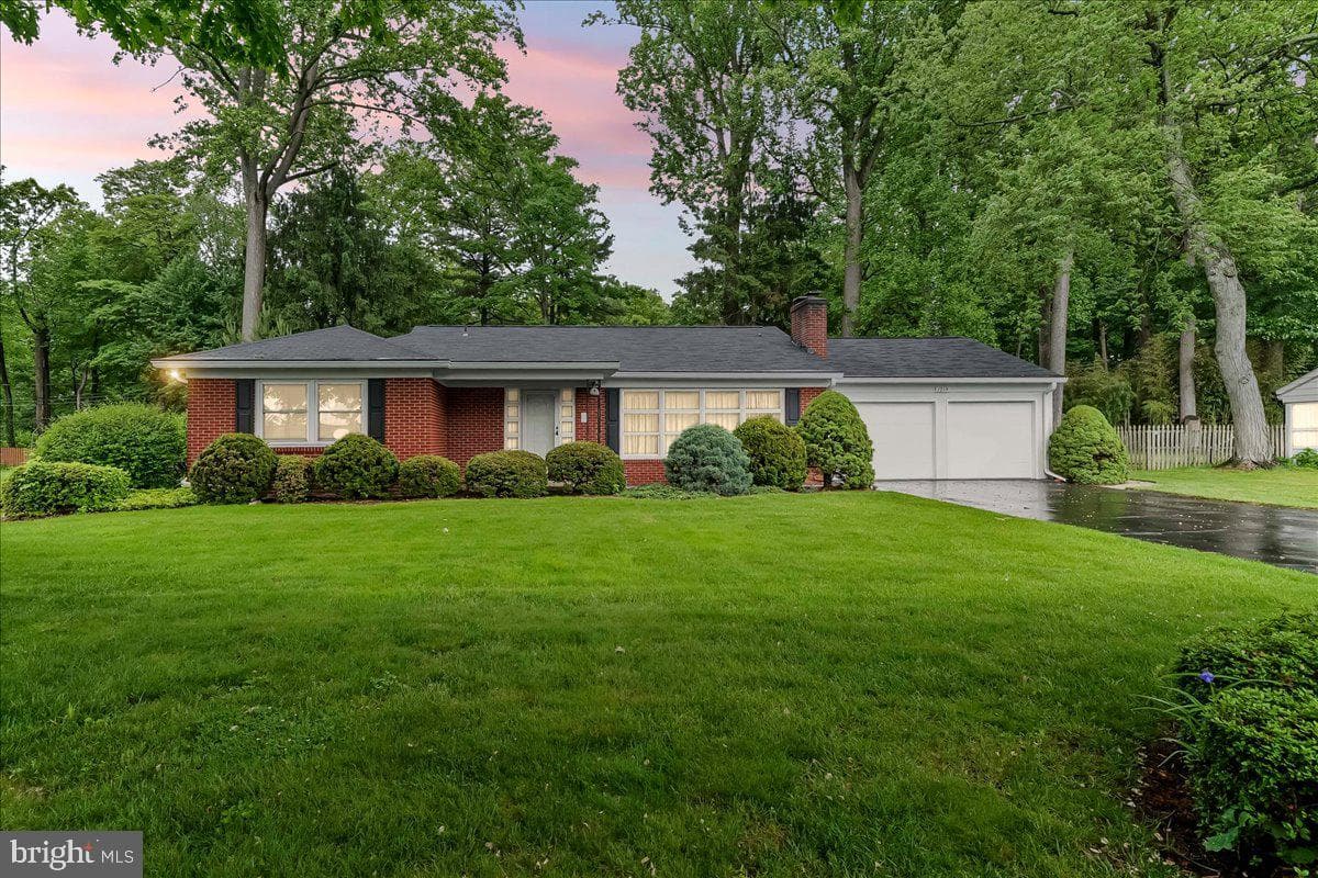 1219 Scott Drive photo 32