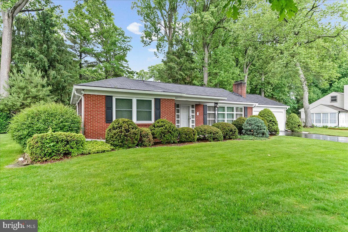 1219 Scott Drive photo 33