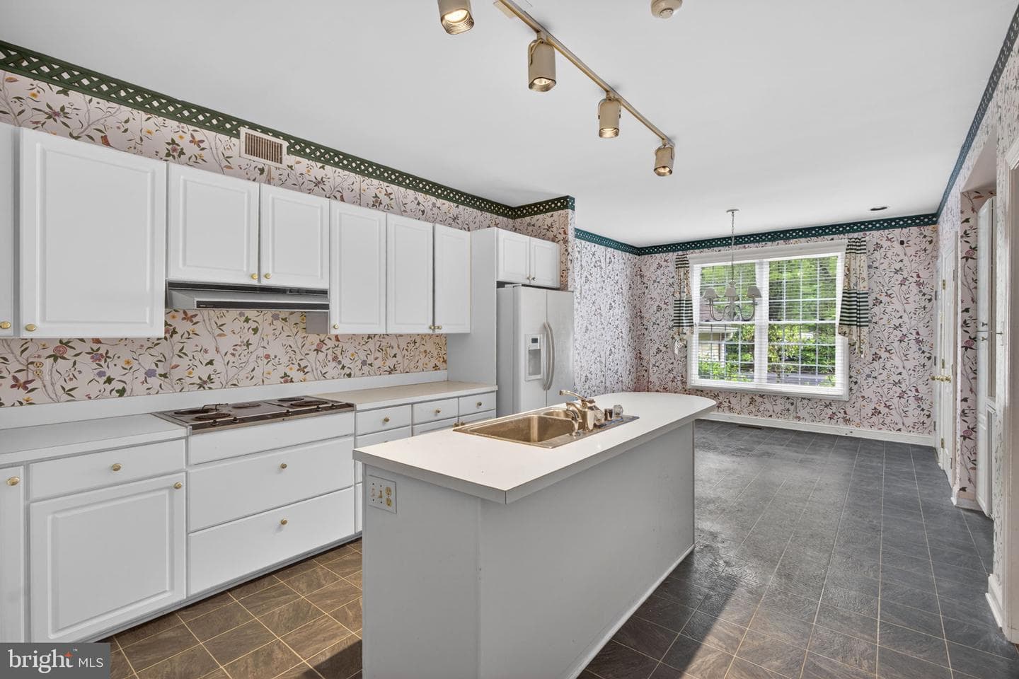 144 Carters Grove #o-44 photo 31