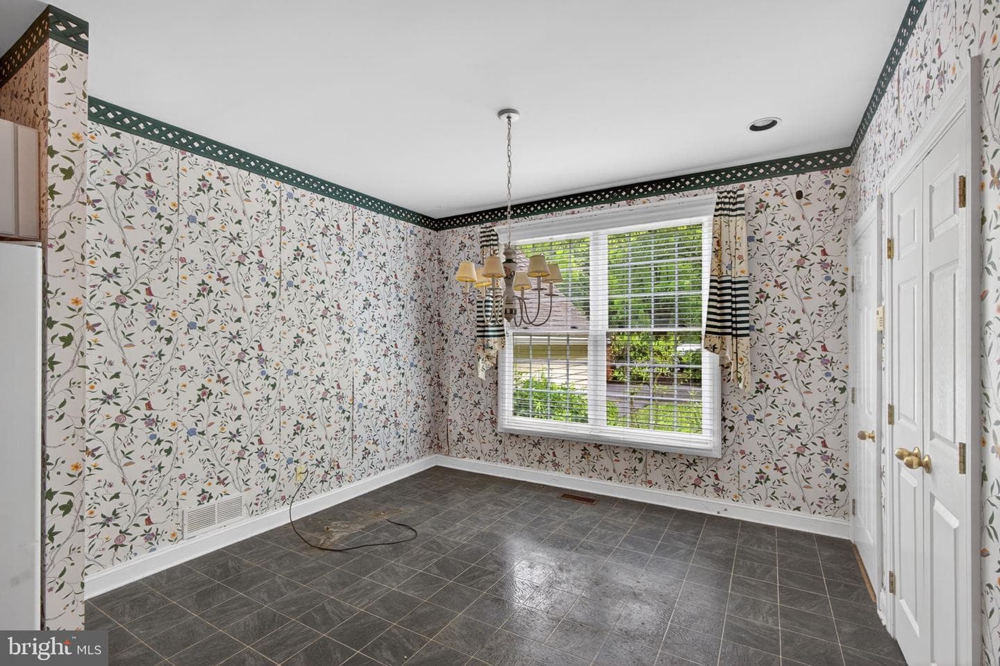 144 Carters Grove #o-44 photo 36