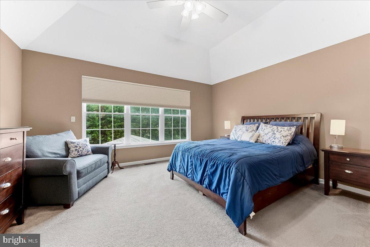 205 Warwick Court photo 21