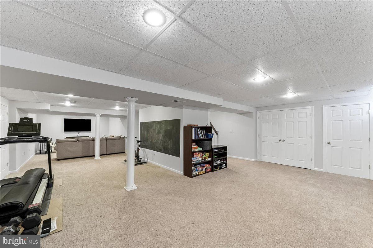 205 Warwick Court photo 30